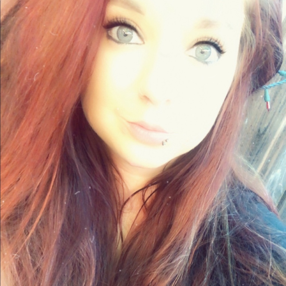 Meet your Posher, Alisha